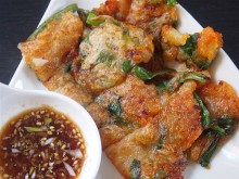 食べるラー油入りチヂミ
